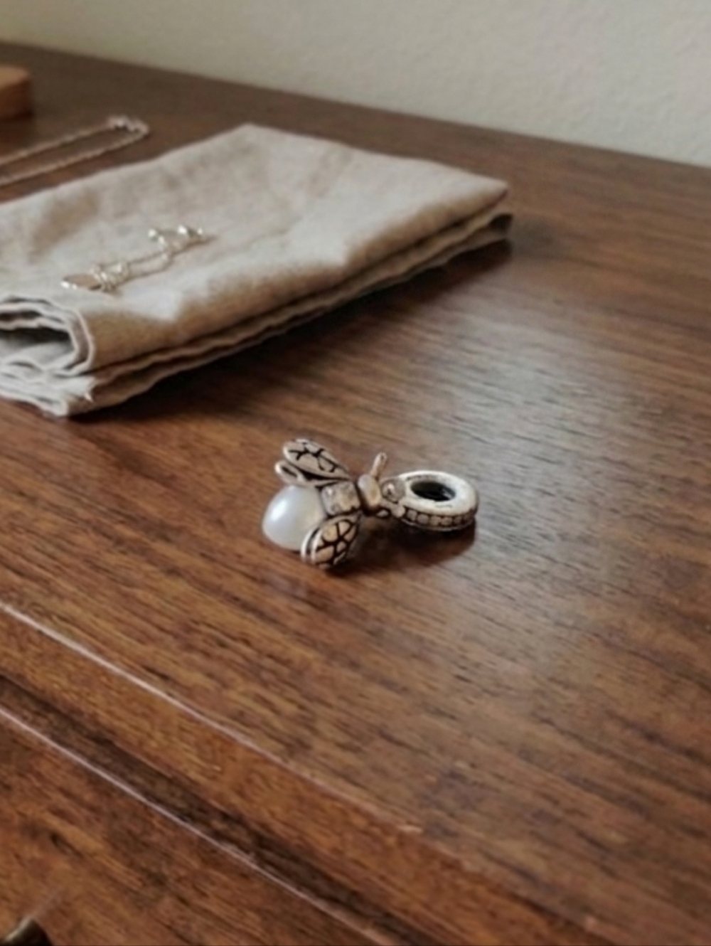 Sterling Silver Glow-in-the-Dark Firefly Dangle Charm - Picture 1 of 2